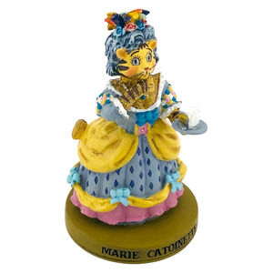 1998 Ertl Cat Hall of Fame Marie Catoinette Figurine 4" MIB w/ COA Vintage